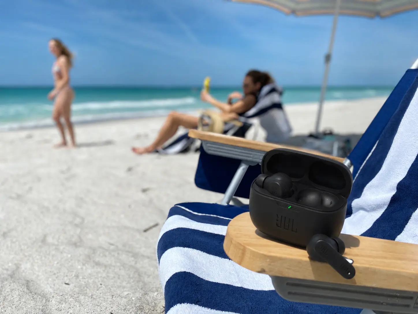 Kufje Bluetooth për plazh